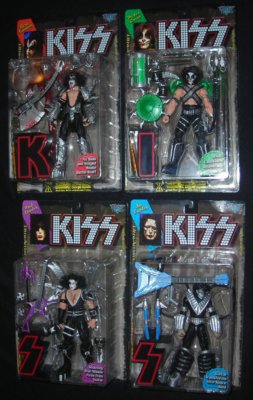 kiss-mcfarlane-731146.jpg