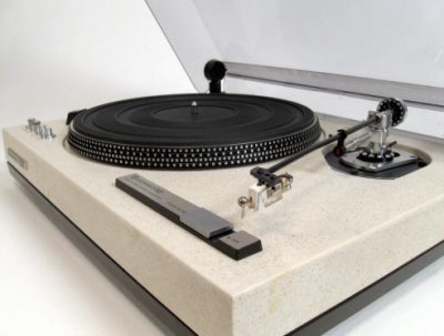 A Kenwood 2.jpg