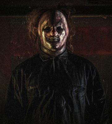 Clown-gray-chapter.jpg