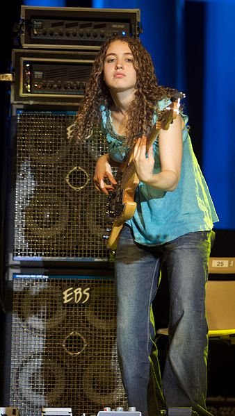 338px-Tal_Wilkenfeld_2009_by_Guillaume_Laurent.jpg