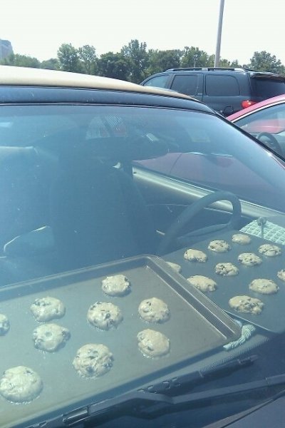baking+cookies+in+my+car.jpg baking+cookies+in+my+car.jpg