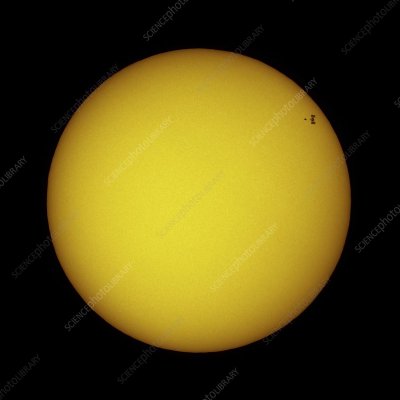 C0100109-ISS_and_Atlantis_against_the_Sun-SPL.jpg