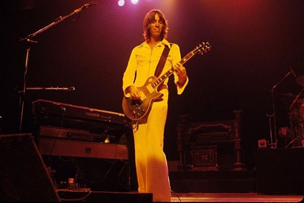 Tom-Scholz.jpg
