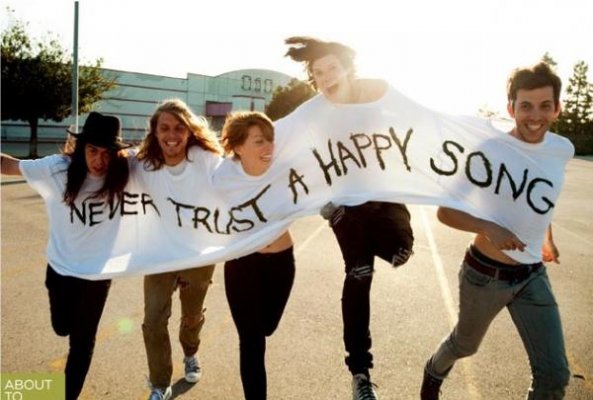 grouplove.jpg