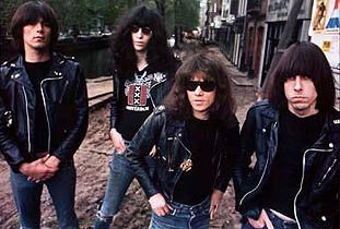 ramones12_bnpic.jpg