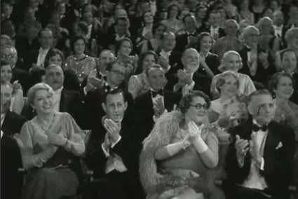 Audience-clapping2.gif Audience-clapping2.gif