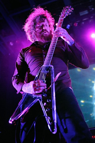 brent-hinds-mastodon-egc-flying-v.jpg