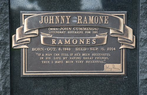 johnny_ramone_3.jpg