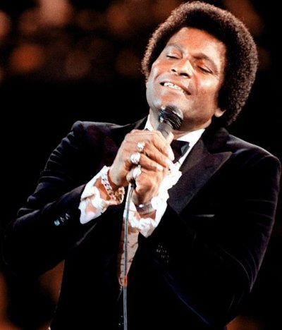 512px-Charley-Pride_1981.jpg