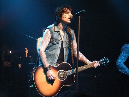 Ricky_Warwick_Acoustic.jpg