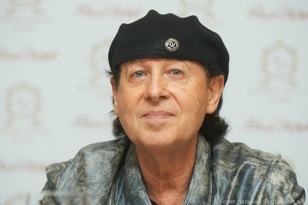 nIjaexLvO70.jpg