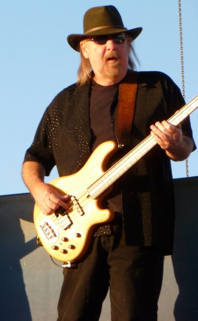 Larry_Junstrom_bassist_of_.38_Special.jpg