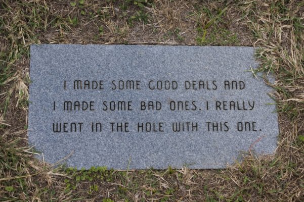 gravestone-46.jpg