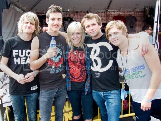 Tonight_Alive_Bamboozle1_zpsbae9cd3c.jpg
