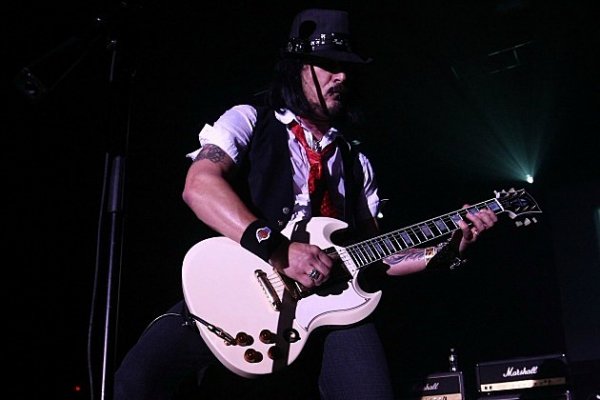 Gilby-Clarke.jpg