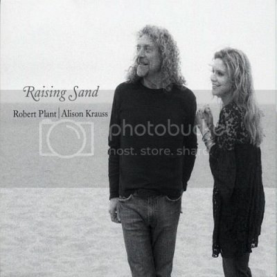 RobertPlantAlisonKraussRaisingSand_zps8484e203.jpg