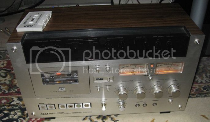 AkaiGXC-570-A_zps8db9d84a.jpg
