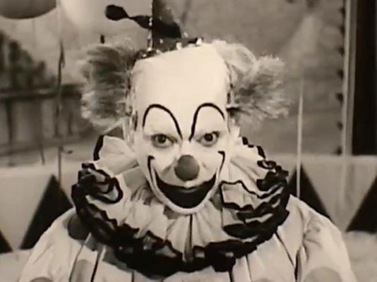 3655474-creepy-clowns-10.jpg