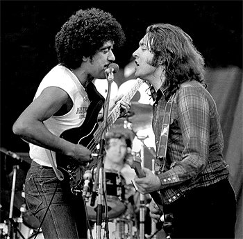 1510_Lynott_indo_711844t.jpg