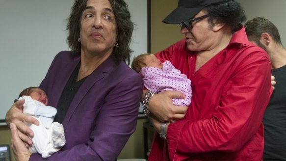 kissing_babies.jpg.size.xxlarge.promo.jpg