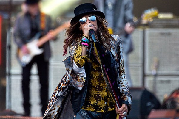 Steven-Tyler-Ben-A.-Pruchnie.jpg