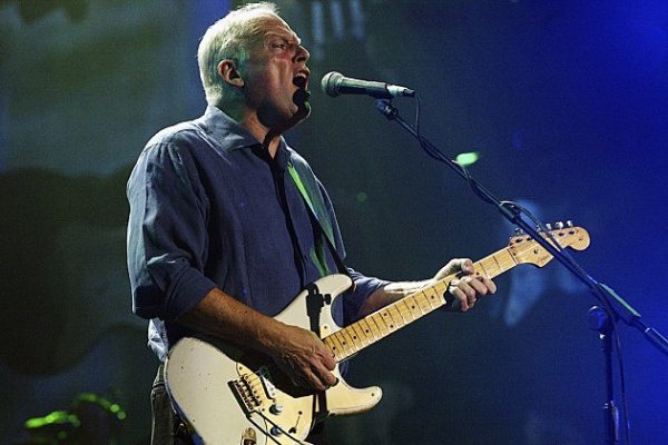 David-Gilmour-630x420.jpg