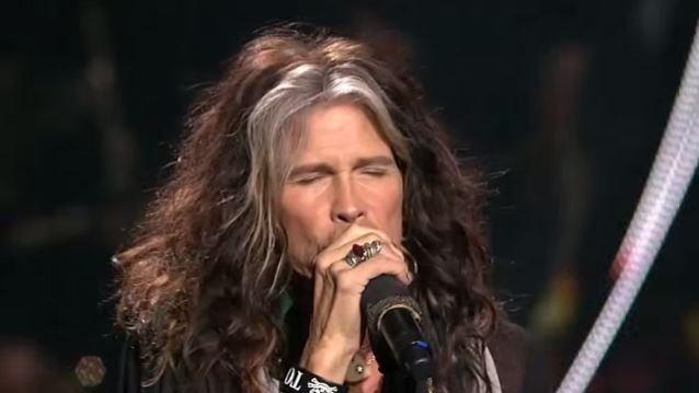 steventylerlive2014newtv_638.jpg