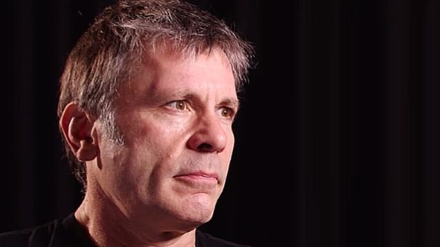 brucedickinsoncancer_638.jpg