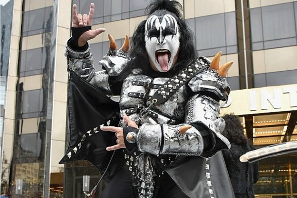 Gene-Simmons-630x420.jpg