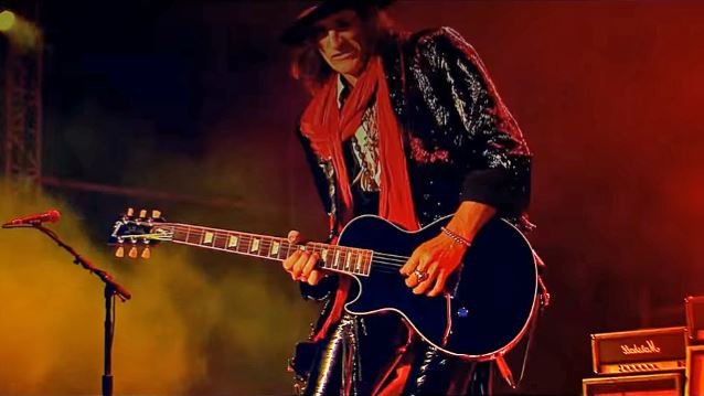 joeperrylive2014_638.jpg