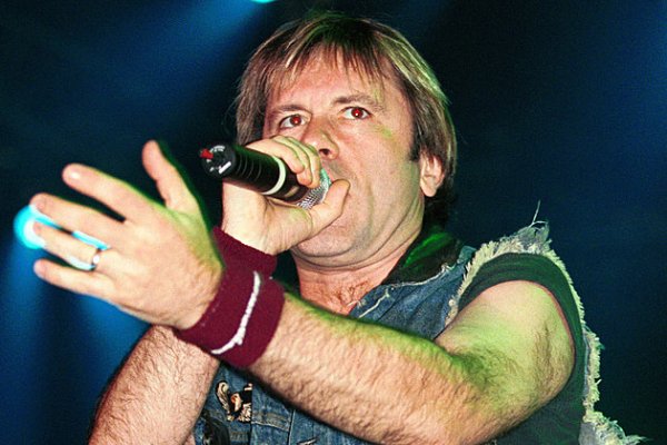 Bruce-Dickinson-Iron-Maiden.jpg