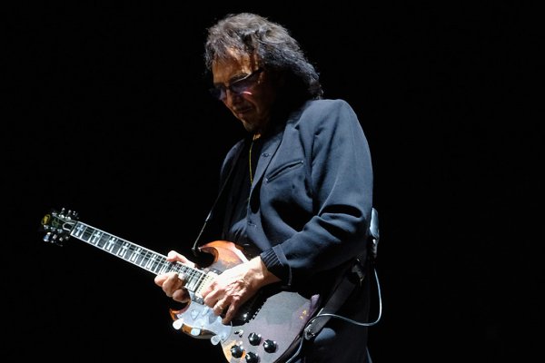 Tony-Iommi.jpg