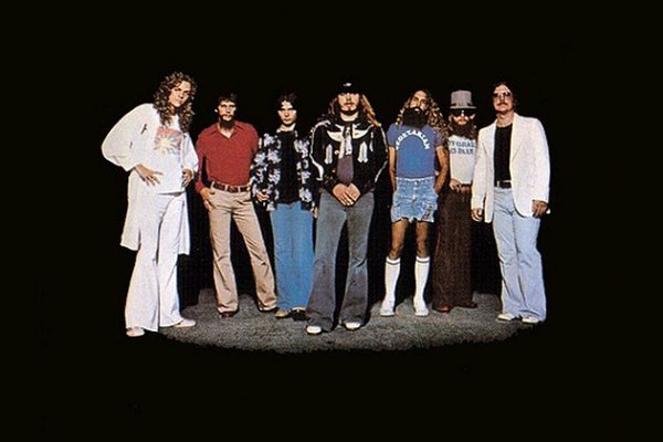 Lynyrd_Skynyrd-Street_Survivors-Interior_Frontal.jpg
