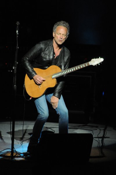 Lindsey%20Buckingham%201.jpg