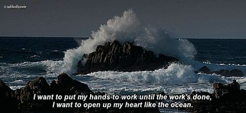 tumblr_ouw2r05Ihs1rsv47uo1_500.gif
