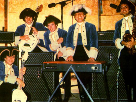 Paul-Revere-and-The-Raiders.jpg