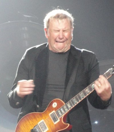 alex-lifeson-funny-guitar-face.jpg