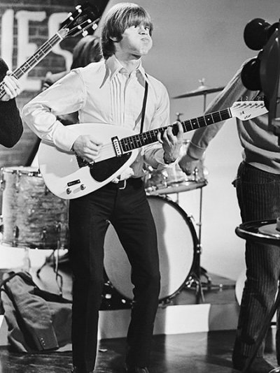 brian-jones-funny-guitar-face.jpg