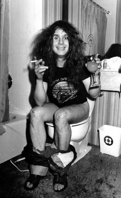1--smiley-face-tattoos-ozzy-osbourne-black-sabbath.jpg