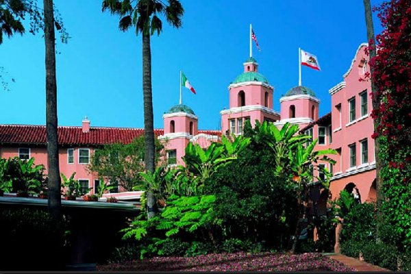 Beverly_Hills_Hotel-05.jpg