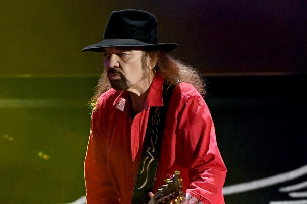 Lynyrd-Skynyrd.jpg