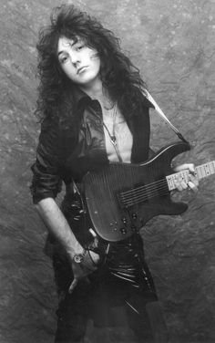 5b66583e9020ea11efd5aa4df33--guitar-players-becker.jpg