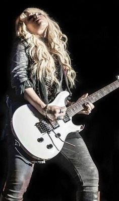 a29408e026ef6c9389f2e23a--guitar-players-guitarist.jpg
