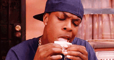 SMOKEY-ROLLING-JOINT.gif