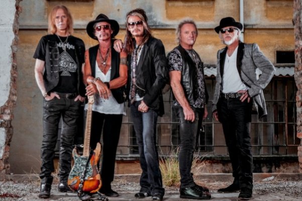 aerosmithbandjune2019_638.jpg