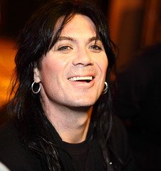4380305410_cf29d95eed_m.jpg