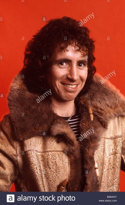 acdc-rock-group-with-bon-scott-about-1982-B3KKHY.jpg
