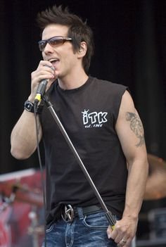 2434637fd26e12fe6d567c--danny-odonoghue-boyfriends.jpg