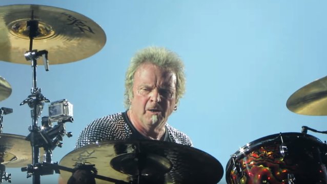joeykramersololive2020_638.jpg