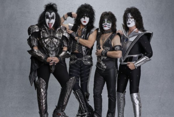 kissbandpromojune2019_638.jpg